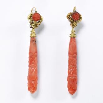 Carved coral earrings, Italy c.1830, Victoria & Albert Museum (M.4&A-1962)